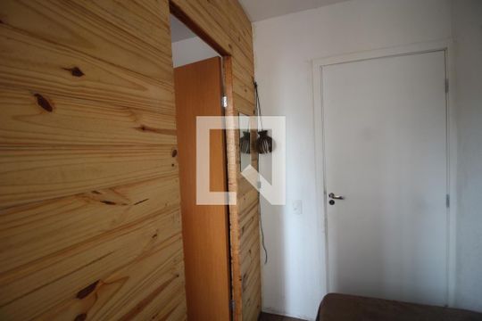 Quarto 2 de apartamento à venda com 2 quartos, 42m² em Rio Branco, Canoas