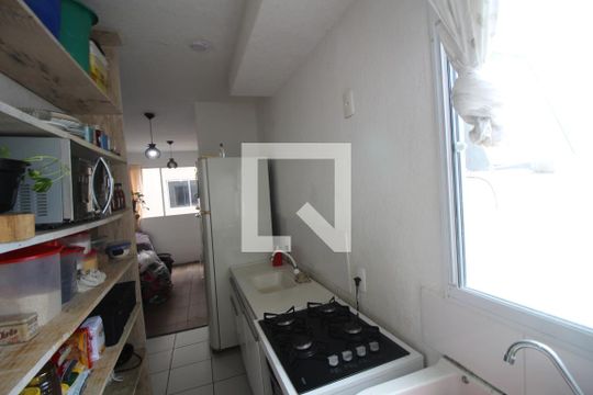 Cozinha de apartamento à venda com 2 quartos, 42m² em Rio Branco, Canoas