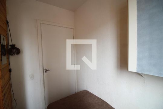 Quarto 2 de apartamento à venda com 2 quartos, 42m² em Rio Branco, Canoas