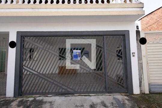 Fachada de casa à venda com 4 quartos, 429m² em Vila Carrao, São Paulo
