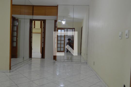 Sala  de apartamento à venda com 2 quartos, 55m² em Pechincha, Rio de Janeiro
