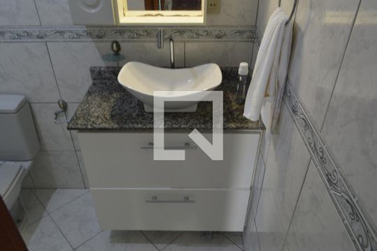 Banheiro  de apartamento à venda com 2 quartos, 55m² em Pechincha, Rio de Janeiro