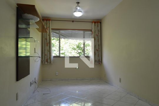 Apartamento à venda com 2 quartos, 55m² em Pechincha, Rio de Janeiro
