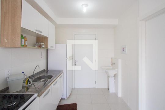 Cozinha de apartamento à venda com 1 quarto, 28m² em Vila das Belezas, São Paulo