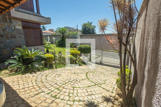 Vagas de garagem de casa à venda com 4 quartos, 469m² em Bandeirantes (pampulha), Belo Horizonte