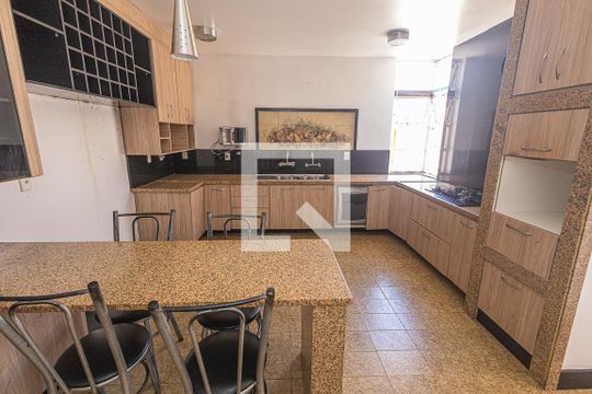 Cozinha de casa à venda com 4 quartos, 469m² em Bandeirantes (pampulha), Belo Horizonte