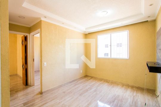 Apartamento à venda com 2 quartos, 39m² em Vila Lutécia, Santo André