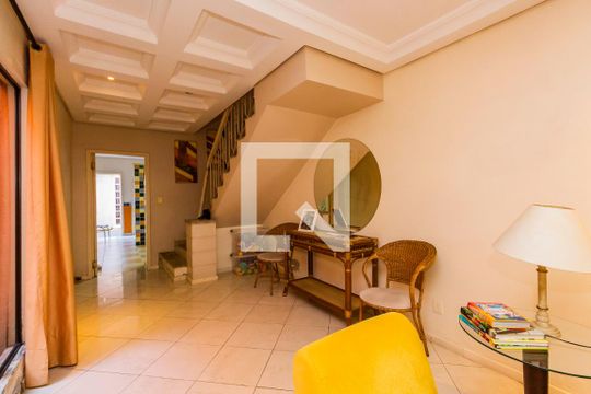 Sala 1 de casa para alugar com 3 quartos, 334m² em Marechal Rondon, Canoas