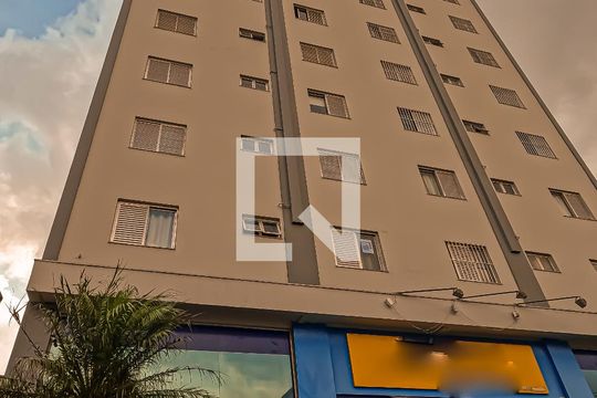 Fachada do bloco de apartamento à venda com 2 quartos, 144m² em Vila Galvão, Guarulhos
