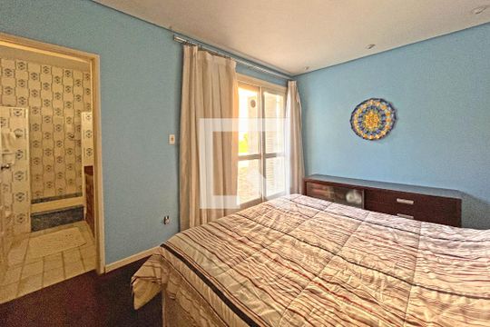 Suíte de casa à venda com 3 quartos, 292m² em Tristeza, Porto Alegre