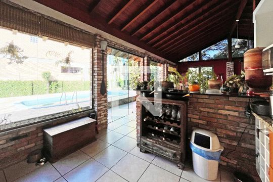 Cozinha de casa à venda com 3 quartos, 292m² em Tristeza, Porto Alegre