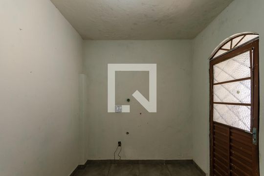Quarto de Serviço de casa à venda com 4 quartos, 211m² em Candelária, Belo Horizonte