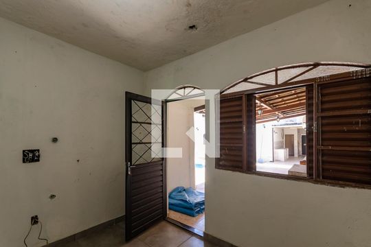 Quarto de Serviço de casa à venda com 4 quartos, 211m² em Candelária, Belo Horizonte