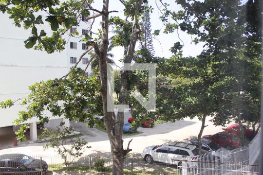 Apartamento para alugar com 2 quartos, 72m² em Vargem Pequena, Rio de Janeiro