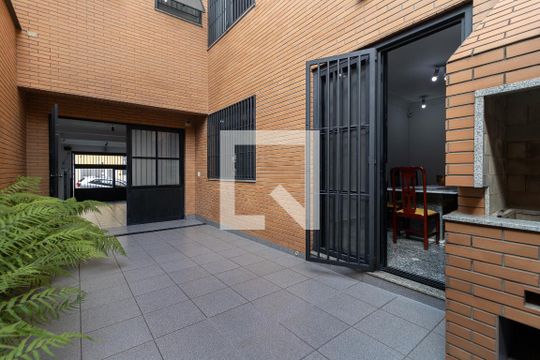 Quintal de casa à venda com 5 quartos, 390m² em Aclimação, São Paulo