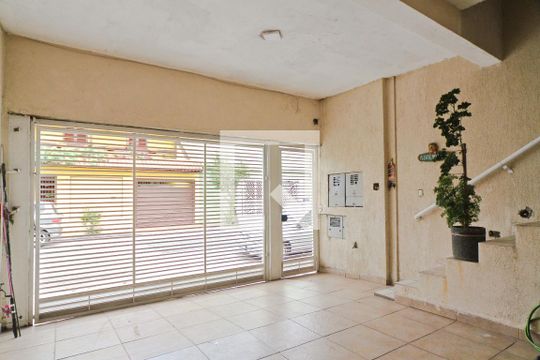 Garagem de casa à venda com 4 quartos, 230m² em Parque Peruche, São Paulo
