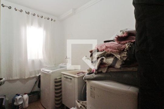 Área de Serviço de casa à venda com 4 quartos, 230m² em Parque Peruche, São Paulo