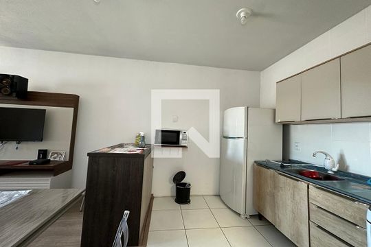 Cozinha de apartamento à venda com 2 quartos, 62m² em Pinheiro, São Leopoldo