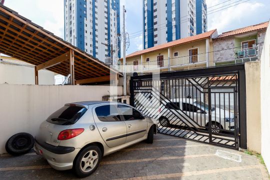 Garagem de casa à venda com 3 quartos, 110m² em Vila Rio Branco, São Paulo