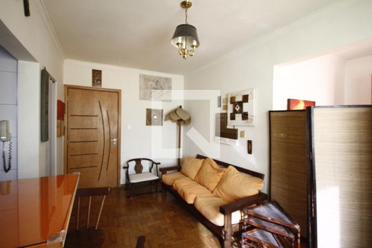 Sala de kitnet/studio para alugar com 1 quarto, 33m² em Liberdade, São Paulo