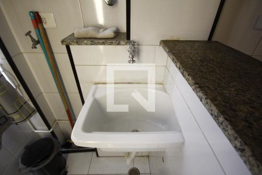Área de Serviço de kitnet/studio para alugar com 1 quarto, 33m² em Liberdade, São Paulo