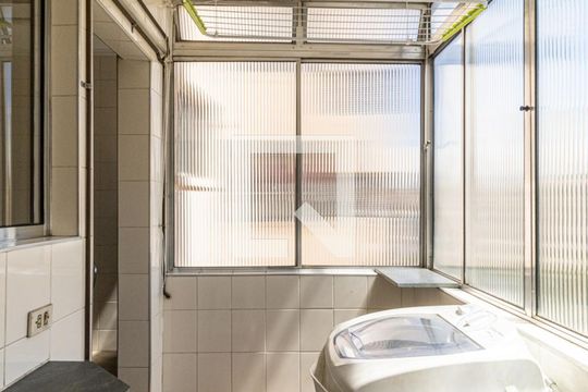 Área de Serviço de apartamento para alugar com 2 quartos, 90m² em Santa Cecilia, São Paulo