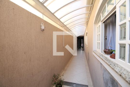 Quintal de casa para alugar com 4 quartos, 200m² em Parque Boturussu, São Paulo