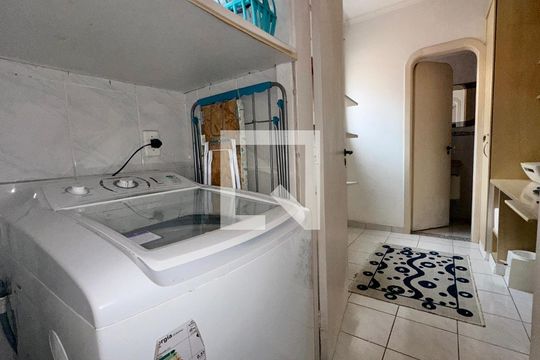 Área de Serviço de apartamento para alugar com 4 quartos, 152m² em Loteamento João Batista Julião, Guarujá