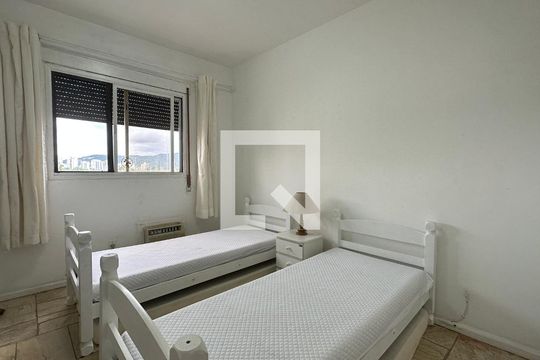 Quarto 1 de apartamento para alugar com 4 quartos, 152m² em Loteamento João Batista Julião, Guarujá