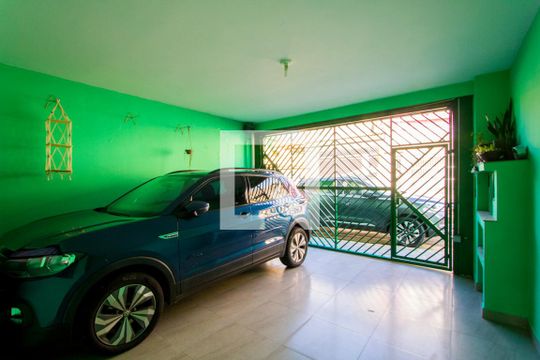Garagem de casa à venda com 3 quartos, 262m² em Vila Progresso, Santo André
