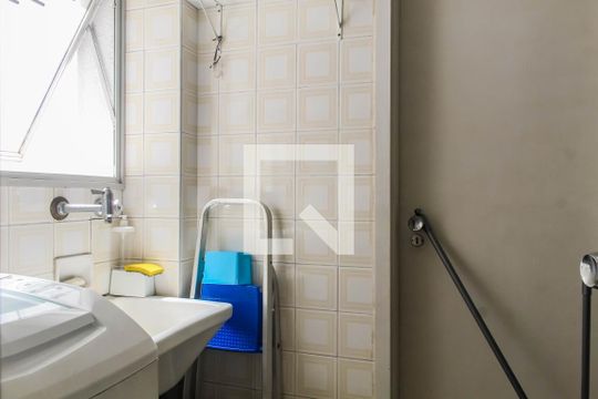 Área de Serviço de apartamento para alugar com 3 quartos, 75m² em Balneario Cidade Atlantica, Guarujá