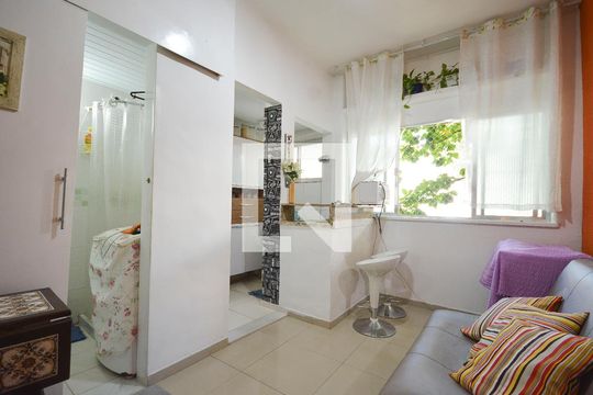 Sala de apartamento à venda com 1 quarto, 27m² em Glória, Rio de Janeiro