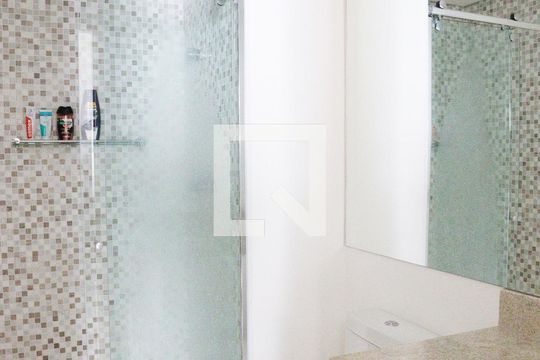 Banheiro de apartamento à venda com 1 quarto, 47m² em Centro Histórico de São Paulo, São Paulo