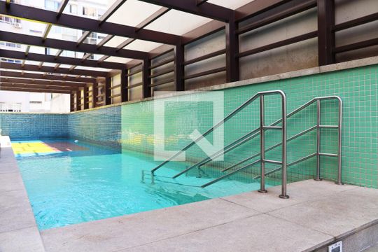 Área comum - Piscina de apartamento à venda com 1 quarto, 47m² em Centro Histórico de São Paulo, São Paulo