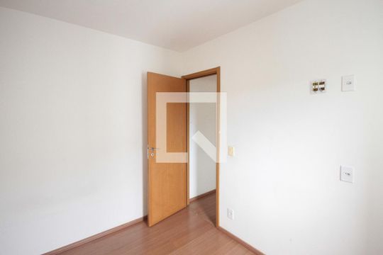 Quarto 02 de apartamento para alugar com 2 quartos, 45m² em Jardim Colonial, São Paulo