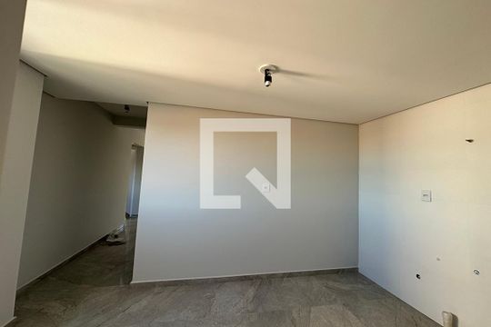 Cozinha de apartamento à venda com 2 quartos, 57m² em Scharlau, São Leopoldo