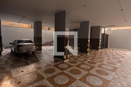 Área Comum - Garagem de apartamento para alugar com 1 quarto, 50m² em José Menino, Santos