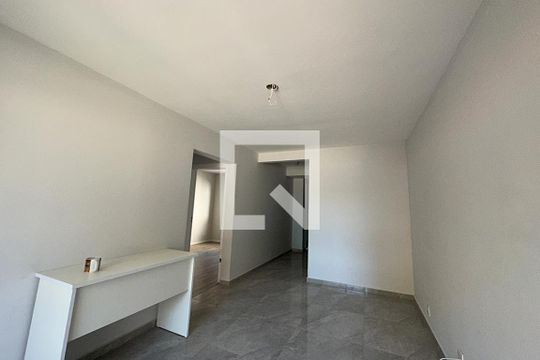 Apartamento à venda com 2 quartos, 57m² em Scharlau, São Leopoldo