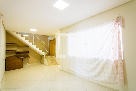 Casa 1 - Sala de casa à venda com 3 quartos, 312m² em Vila Tibiriçá, Santo André