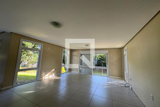 Casa à venda com 4 quartos, 300m² em Campestre, São Leopoldo