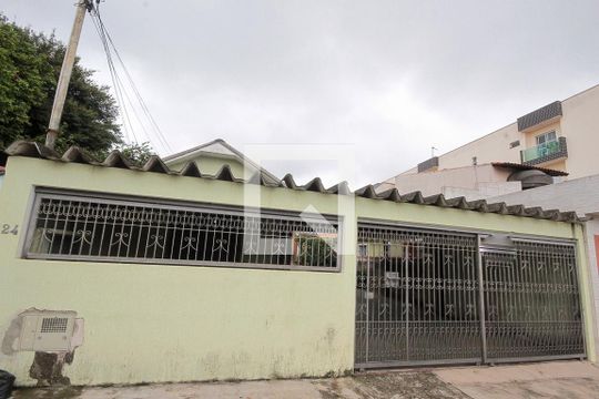 Fachada de casa à venda com 5 quartos, 400m² em Vila Lúcia, São Paulo