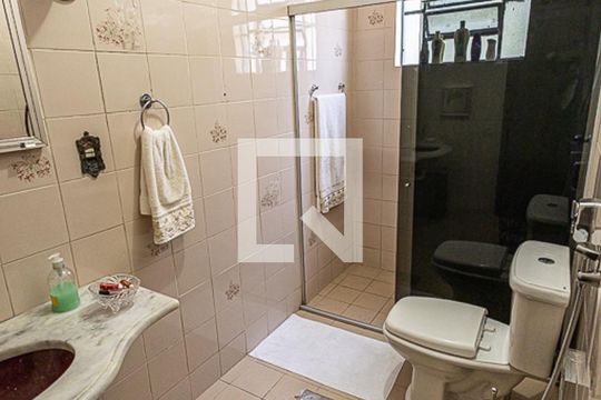Banheiro da suíte de casa à venda com 4 quartos, 360m² em Santa Amelia, Belo Horizonte