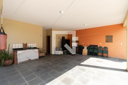 Garagem de casa à venda com 5 quartos, 276m² em Jardim Guapira, São Paulo