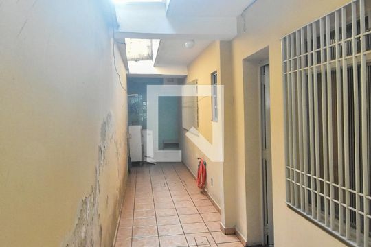 Quintal de casa à venda com 4 quartos, 200m² em Chácara Belenzinho, São Paulo