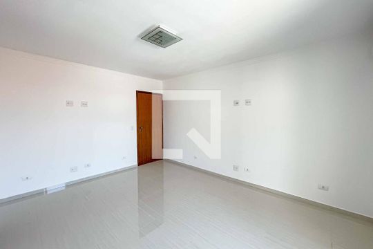 Quarto 1 de casa para alugar com 3 quartos, 200m² em Imirim, São Paulo