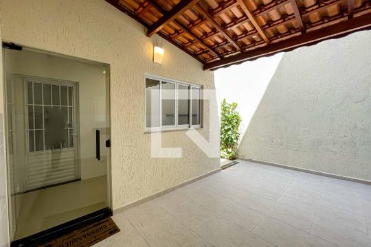 Área comum de casa para alugar com 3 quartos, 200m² em Imirim, São Paulo