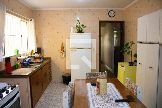 Cozinha de casa à venda com 3 quartos, 237m² em Jardim Peri, São Paulo