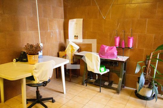 Área de Serviço de casa à venda com 3 quartos, 237m² em Jardim Peri, São Paulo