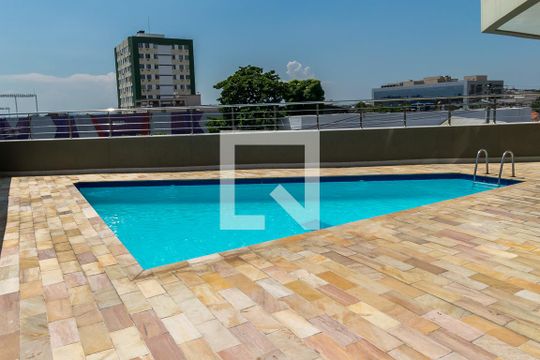 Área comum - Piscina de apartamento à venda com 2 quartos, 82m² em Olaria, Rio de Janeiro
