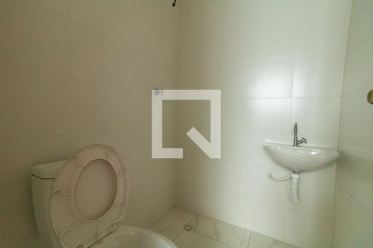 Banheiro de apartamento à venda com 2 quartos, 40m² em Vila Rio Branco, São Paulo